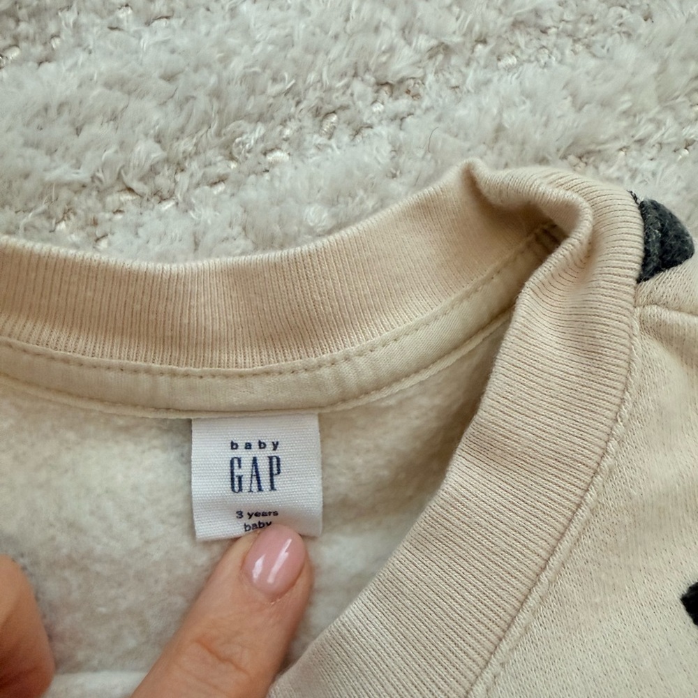 GAP Kids Sweat Set - Cream with Black Hearts Size 3T - Picture 4 of 4